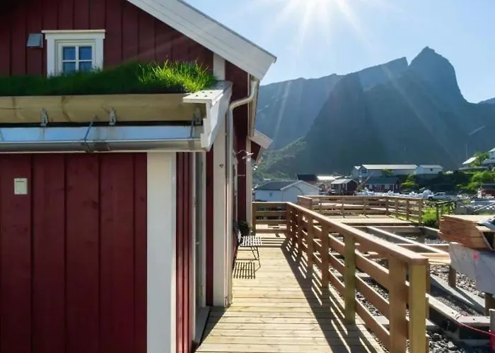 Madelhea Cabin- Seaview Lodge