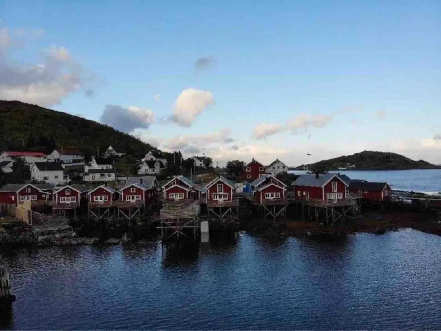 Madelhea Cabin- Seaview